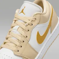 Nike Air Jordan 1 Low жіноча Кросівки колір білий