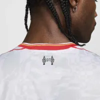 Liverpool FC 2024/25 Stadium Third мужские Nike Dri-FIT Soccer Replica Jersey цвет белый