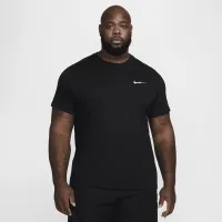 Nike Sportswear чоловічі футболка колір чорний