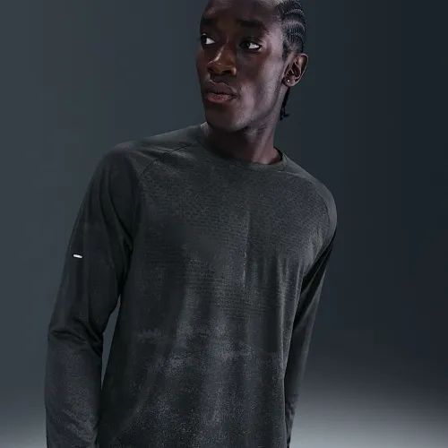 Nike Stride мужские Dri-FIT ADV Long-Sleeve Running Top with Reflective Accents цвет черный