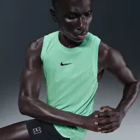 NikeCourt Slam чоловічі Dri-FIT ADV Tennis Tank Top колір зелений