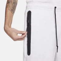 Nike Sportswear Tech Fleece чоловічі шорти колір коричневий