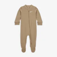 Nike Essentials Footed Coverall Baby Coverall цвет коричневый