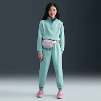 Nike Sportswear Club Fleece Big дитячі (Girls') 1/2-Zip Long-Sleeve Top колір зелений