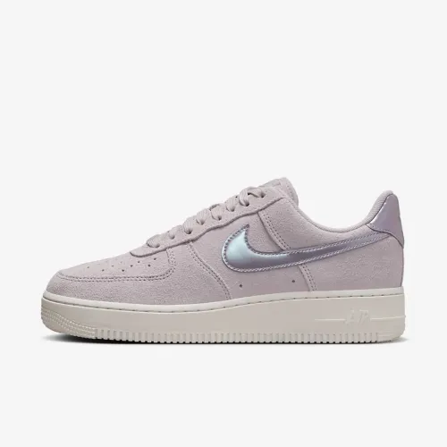 Nike Air Force 1 '07 SE женская Кроссовки цвет фиолетовый