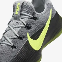 Nike LeBron TR 1 чоловічі для тренування Кросівки колір сірий
