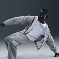 Nike Standard Issue чоловічі Therma-FIT Brushed Open-Hem баскетбольні Pants колір сірий
