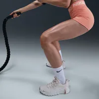Nike Pro жіноча 3