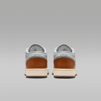 Nike Air Jordan 1 Low SE Big Kids' взуття Grey
