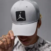 Nike Jordan Rise Structuколір червоний Hat колір сірий