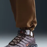 Nike Sportswear Club чоловічі Fleece Bungee Pants колір коричневий