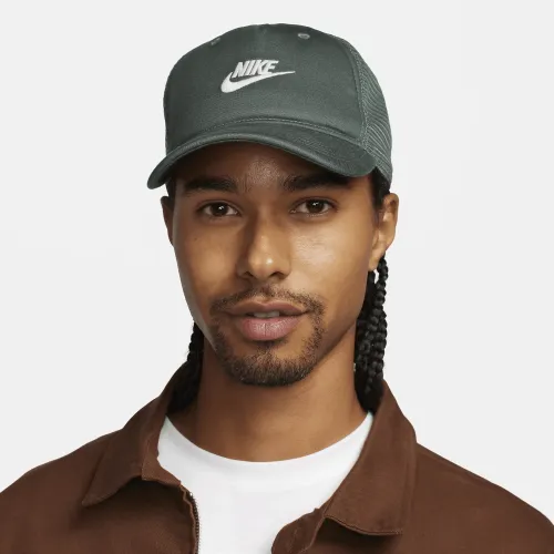 Nike Rise Cap Structuколір червоний Trucker Cap колір зелений
