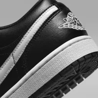 Nike Air Jordan 1 Low жіноча Кросівки колір чорний