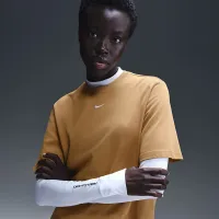 Nike Sportswear Essential женская Boxy футболка цвет коричневый