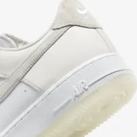 Nike Air Force 1 '07 LV8 чоловічі Кросівки колір білий