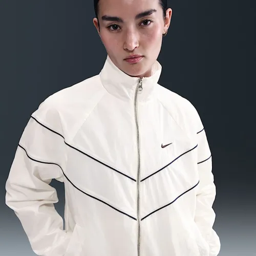 Nike Windrunner женская Loose UV Woven Full-Zip Куртка цвет белый