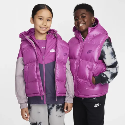 Nike Sportswear Heavyweight Synthetic Fill EasyOn Big детские Therma-FIT Repel Loose Hooded Vest цвет фиолетовый