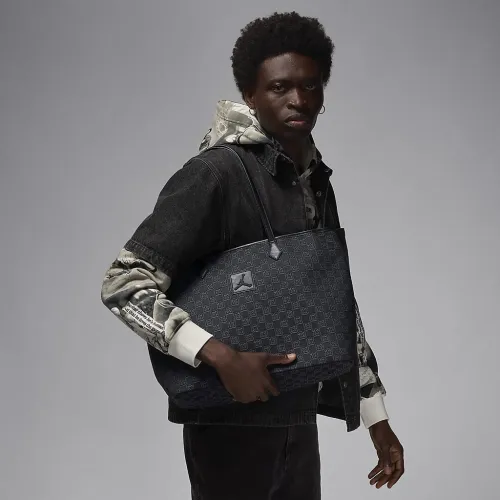 Nike Jordan Monogram Tote сумка (32л) колір чорний