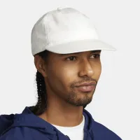 Nike Club Unstructuцвет красный Flat Bill Cap цвет белый