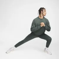 Nike Primary чоловічі Dri-FIT UV Versatile Crew колір зелений