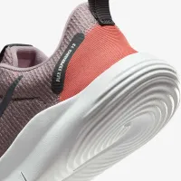 Nike Flex Experience Run 12 жіноча Road Running Кросівки колір сірий