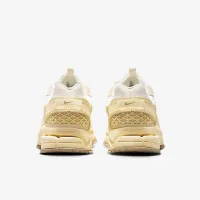Nike Zoom Vomero Roam мужские Winterized Кроссовки цвет коричневый