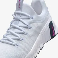 Nike Free Metcon 6 жіноча для тренування Кросівки колір сірий
