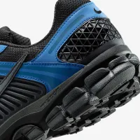 Nike Zoom Vomero 5 SE мужские Кроссовки with Reflective Accents цвет черный