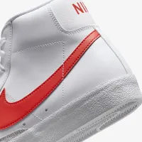 Nike Blazer Mid '77 Vintage чоловічі Кросівки колір білий