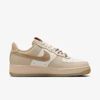 Nike Air Force 1 ’07 LX жіноча Кросівки колір білий