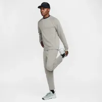 Nike Primary Fleece мужские Dri-FIT UV Performance Crew цвет зеленый