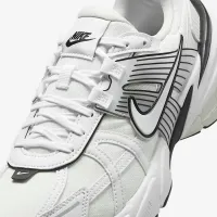 Nike V2K Run жіноча Кросівки колір білий