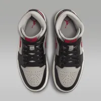 Nike Air Jordan 1 Mid жіноча Кросівки колір чорний