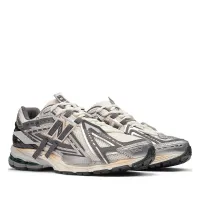 Кросівки New Balance M1906AD - Срібні