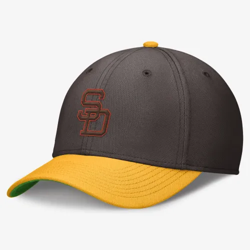 San Diego PaКостюм Rewind Cooperstown Swoosh чоловічі Nike Dri-FIT MLB Hat колір коричневий