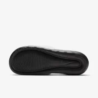 Nike Victori One чоловічі Slides колір білий
