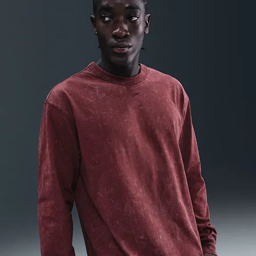 Nike Sportswear Premium Essentials чоловічі Long-Sleeve футболка колір червоний