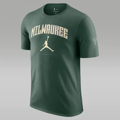Nike Milwaukee Bucks Essential чоловічі Jordan NBA футболка колір зелений