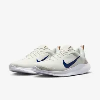 Nike Flex Experience Run 12 чоловічі Road Running Кросівки колір білий
