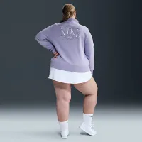 Nike Sportswear Club Fleece женская Mock-Neck 1/2-Zip Graphic Top (большие размеры) цвет фиолетовый