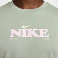 Nike Sportswear чоловічі футболка колір зелений