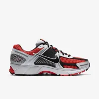 Nike Zoom Vomero 5 SE мужские Shoe цвет красный