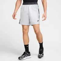 Nike Sportswear Club мужские Flow Football шорты цвет серый