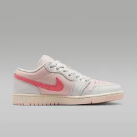 Nike Air Jordan 1 Low SE женская Кроссовки цвет белый