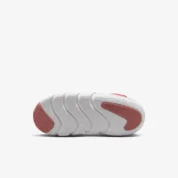 Nike Dynamo Go Little дитячі Easy On/Off Кросівки колір зелений