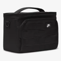 Nike Sportswear Plus Lunch сумка (9L) цвет черный