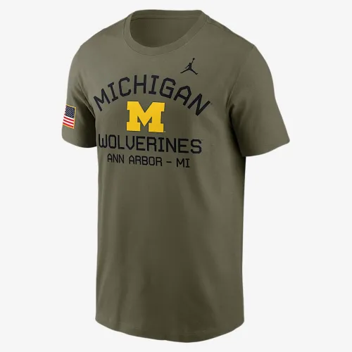 Nike Michigan Wolverines Military Appreciation Team Issue мужские Jordan Brand Dri-FIT College футболка цвет коричневый