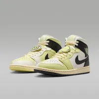 Nike Air Jordan 1 Mid SE женская Кроссовки цвет белый
