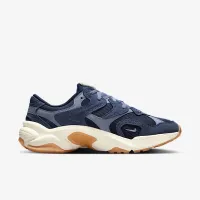 Nike AL8 