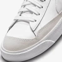 Кросівки Nike Blazer Mid '77 DH8640-102 - Білі